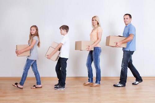 Neighbourhood moving truck service across Greater Sudbury